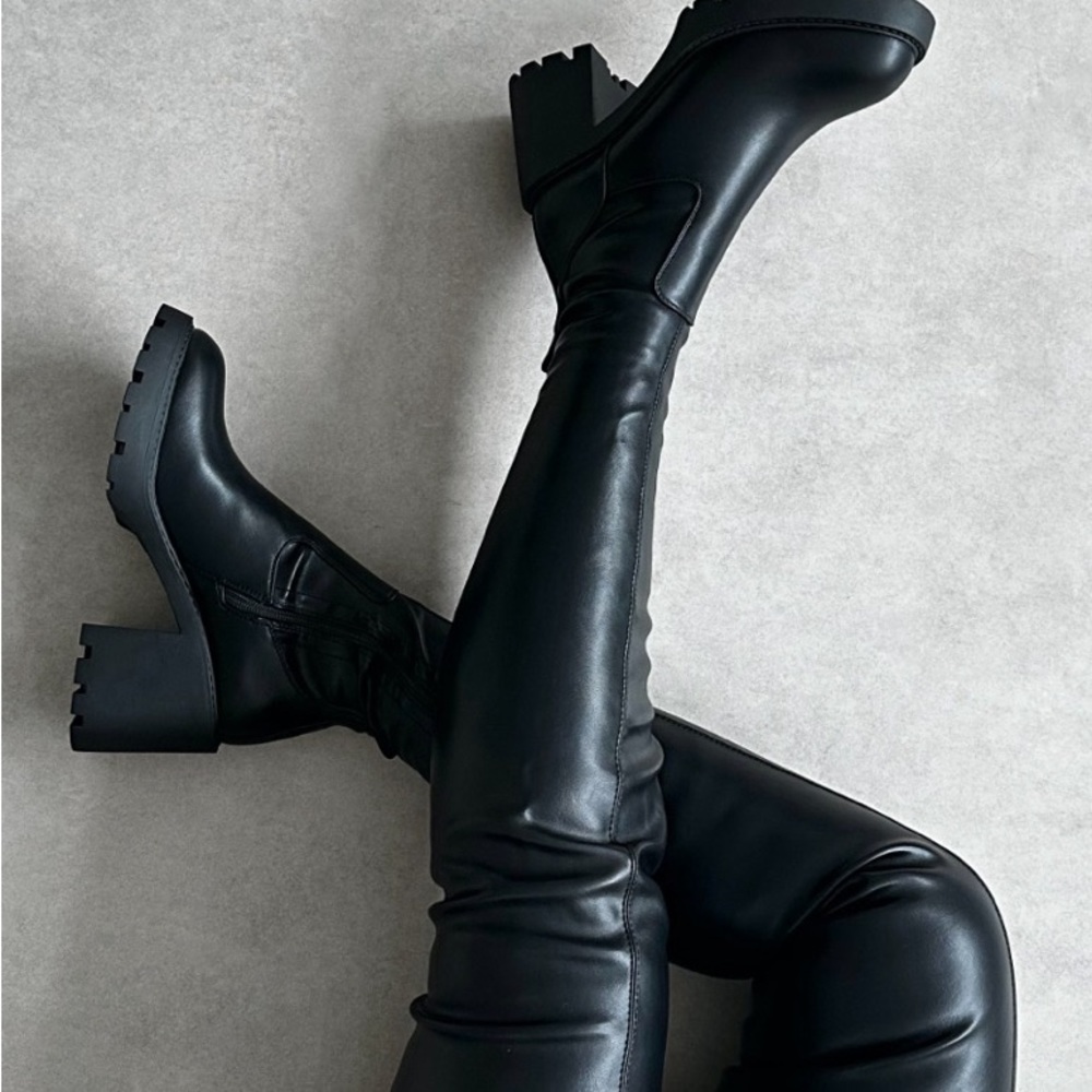 SIMMI London LANCELOT BLACK MID HEELED STRETCH OVER THE KNEE THIGH HIGH BOOTS